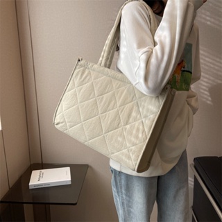 กระเป๋าถือ กระเป๋าสะพายไหล่ ผ้าไนล่อน ทรงโท้ท กันน้ํา ขนาดใหญ่ แบบเรียบง่าย สไตล์ญี่ปุ่น สําหรับสตรี