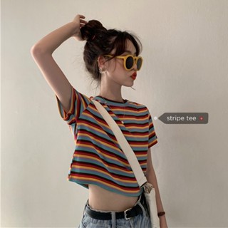 เสื้อยืดแขนสั้น ทรงหลวม แถบสีรุ้ง สไตล์เกาหลี แฟชั่นฮาราจูกุ