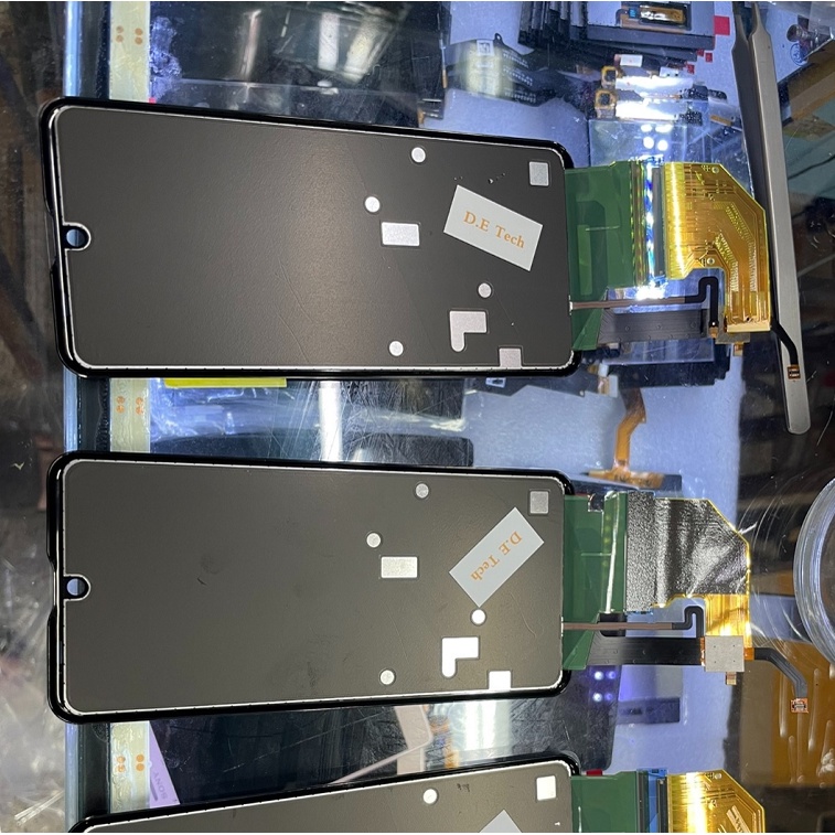 ชุดประกอบหน้าจอสัมผัส-lcd-สําหรับ-sharp-aquos-r3-sh-04l-shv44-shv40