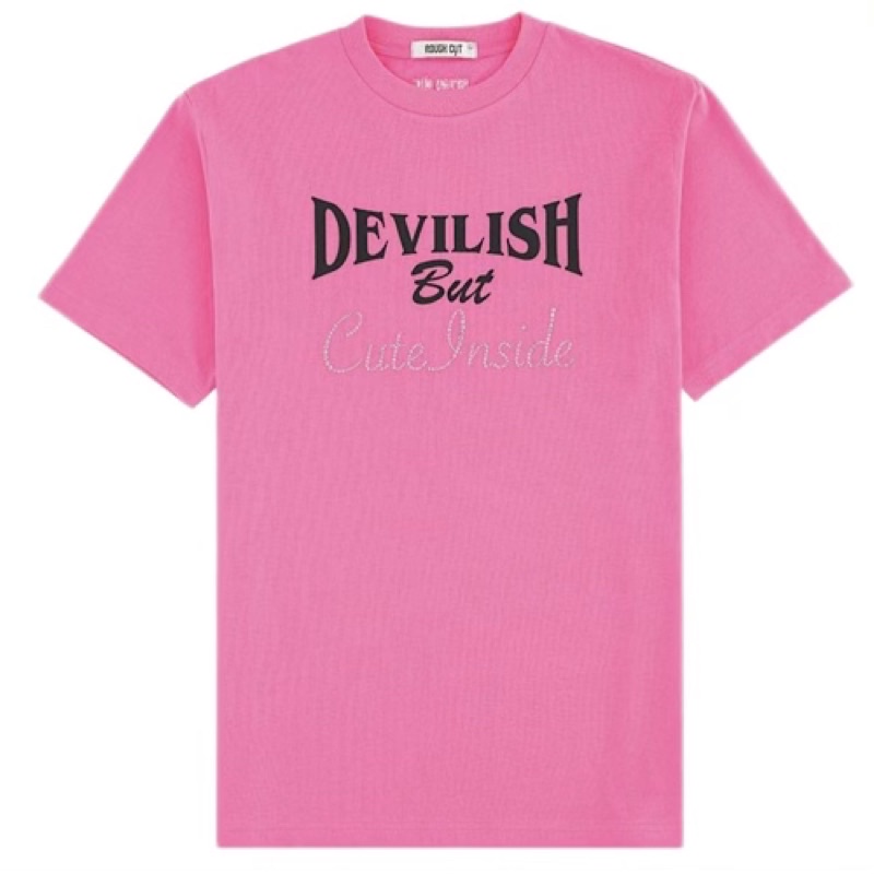 ใหม่-เสื้อยืดพิมพ์ลายแฟชั่น-rough-cut-devilish-tee