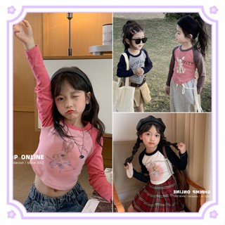 เสื้อยืดแขนยาวเด็กหญิง   ฤดูใบไม้ผลิ 2023 ใหม่สไตล์สาวอเมริกันสลิมการ์ตูนหวานและเผ็ดชั้นในสวม/แบบสั้น/ท่อนบน