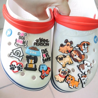 ภาพหน้าปกสินค้าจี้การ์ตูนสุนัขบูลด็อก Jibbitz สําหรับ Crocs Pin Shih Tzu Jibits Charm Husky Dalmatian Shoe Charms Pomeranian Jibitz Crocks ผู้ชาย อุปกรณ์เสริมตกแต่งรองเท้า ที่เกี่ยวข้อง