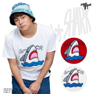 UIMUUNIQUE JP.T-Shirt Embossed 3D เสื้อยืดปัก รุ่น Angry Shark 3D