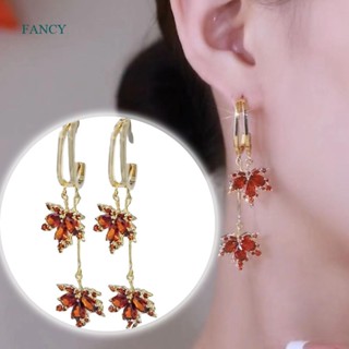 Fancy ต่างหูห่วง จี้ใบเมเปิ้ล ประดับเพทาย สีแดง โรแมนติก ของขวัญวันวาเลนไทน์ สําหรับหมั้น งานแต่งงาน