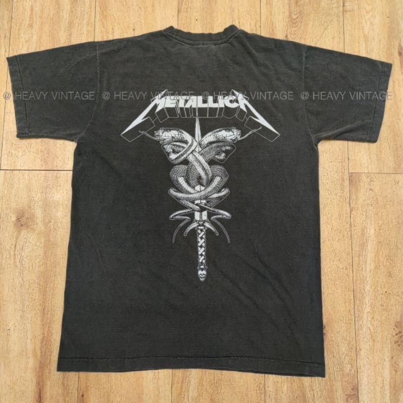 metallica-กระโหลก-เสื้อวง-เสื้อทัวร์-วงร็อค-งานผ้าฟอกเฟด