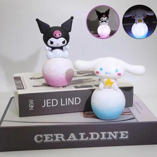 SANRIO โคมไฟกลางคืน LED รูปการ์ตูนอนิเมะ Melody Kuromi Cinnamoroll สําหรับตกแต่งห้องนอนเด็ก