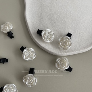 [RUBY] (4 ชิ้น) กิ๊บดอกกุหลาบสีขาว กิ๊บติดผมพลาสติก ขนาดเล็ก น่ารัก กิ๊บติดผมหัก กิ๊บติดผม โลหะผสม สีโรสโกลด์ ขนาดเล็ก สไตล์เกาหลี แฟชั่นสําหรับผู้หญิง