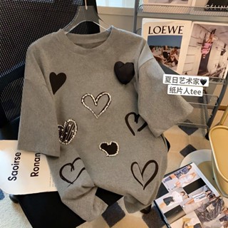 เสื้อยืดแขนสั้นลําลอง คอกลม พิมพ์ลายหัวใจ ประดับเพชร สไตล์เกาหลี สําหรับผู้หญิง