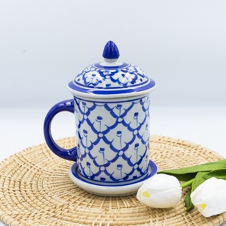 แก้วมัค แก้วน้ำ เซรามิก ลายไทยสับปะรด เป็นงาน Handmade สวยงาม ขนาด 300ml. ใช้เป็นแก้วชา หรือ แก้วสำหรับจัด ชุดขันโตก ได้
