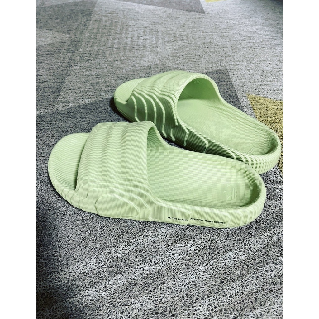 adidas-originals-adilette-22-slipper-fashion-trend-ของแท้