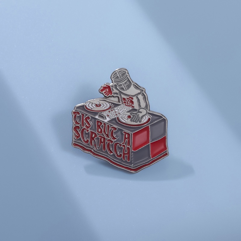 Monty Python Enamel Pins หุ่นยนต์ DJ Holy Grail เข็มกลัดภาพยนตร์ Pin ...