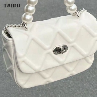 TAIDU CK กระเป๋าโซ่ประดับเพชร อุปกรณ์ไข่มุก แฟชั่นอินเทรนด์ นิยมแบบเดียวกัน กระเป๋าสะพายข้าง วัสดุ PU สีขาว