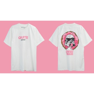 พร้อมส่ง ผ้าฝ้ายบริสุทธิ์ QWT55-2 SWEET WARS WHITE ขาว T-shirt