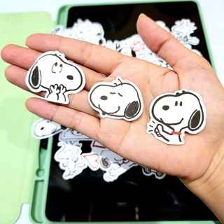 สติ๊กเกอร์ Snoopy (หัวกลมๆ) สนูปปี้ ชิ้นเล็กๆ ติดแน่น กันน้ำ ติดเคสมือถือ โน้ตบุ้ค (40 ชิ้น) sticker