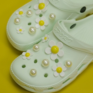 กระดุม รูปดอกไม้ สําหรับตกแต่งรองเท้า Crocs Jibbitz DIY