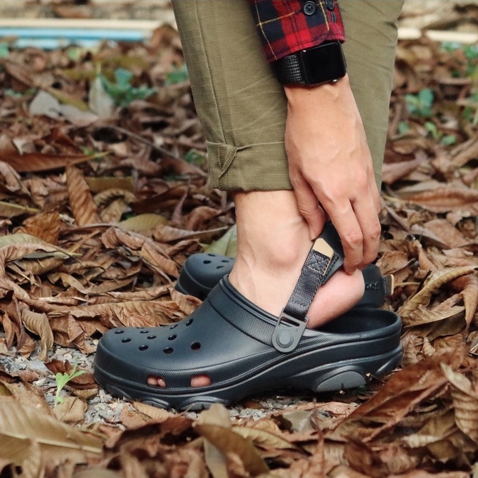 Plaid crocs deals