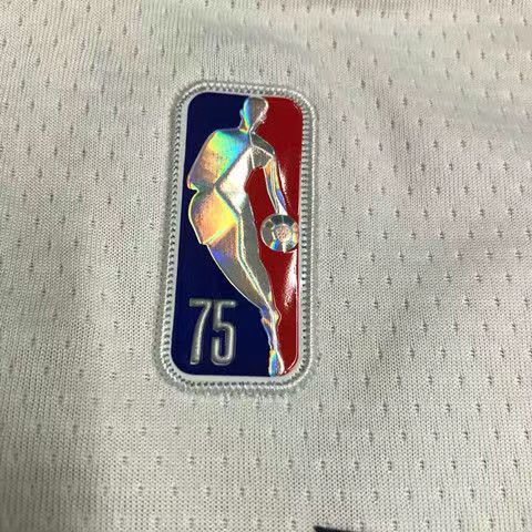เสื้อกีฬาบาสเก็ตบอล-nba-dallas-mavericks-สําหรับผู้ชาย-77-เสื้อกีฬาแขนสั้น-ลายทีมชาติสวิงแมน-luka-doncic-ครบรอบ-75-ปี-ประดับเพชร-สีขาว-สไตล์เรโทร-226136