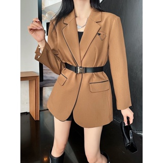 JFO4 PRA * A 2023 autumn and winter New suit jacket single side collar bag mouth contrast color base edge design with Belt triangle logo