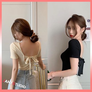 เสื้อครอปแขนสั้น ราคาถูก ดีไซน์ผูกโบว์หลังด้านหลัง ใส่ไปปาร์ตี้ ใส่ไปคลับ น่ารักปนแซ่บ