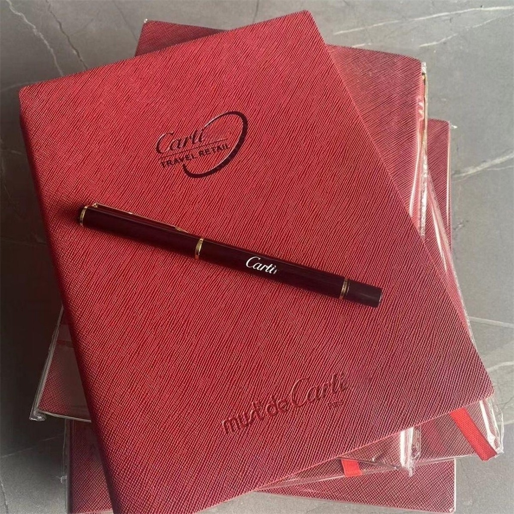 ใหม่-ปากกาโน๊ตบุ๊คไดอารี่-หนังแกะ-แบบนิ่ม-สีแดง-พร้อมปากกา