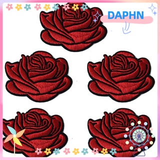 DAPHS แผ่นแพทช์ผ้าฝ้าย ปักลายดอกกุหลาบ สีแดง 2.5x 2.7 นิ้ว สําหรับเย็บติดเสื้อแจ็กเก็ต 10 ชิ้น