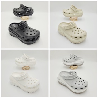 รองเท้าลำลองแฟชั่น สไตล์ Crocs Classic Mega Crush Clog