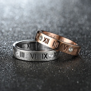 แหวนเหล็กไทเทเนียม รูปตัวเลขโรมัน ประดับเพทาย เหมาะกับของขวัญวันวาเลนไทน์ แฟชั่นสําหรับผู้ชาย และผู้หญิง
