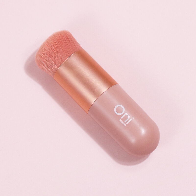 oni-round-foundation-brush-โอนิ-แปรงลงรองพื้น