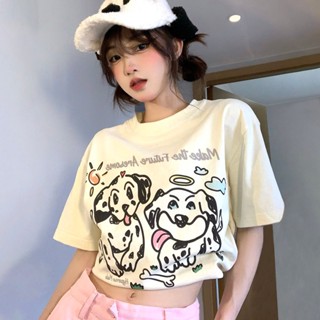 ใหม่ เสื้อยืดแขนสั้น เปิดไหล่ ทรงหลวม พิมพ์ลายการ์ตูนสุนัขน่ารัก อเนกประสงค์ แฟชั่นฤดูร้อน 2022