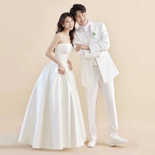 ชุดแต่งงานที่เรียบง่ายใหม่แขนกุดซาตินสนามหญ้าริมทะเลแต่งงานฮันนีมูนท่องเที่ยวแฟชั่นชุดยาวสีขาว