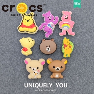 ภาพหน้าปกสินค้าCrocs jibbitz charms หัวเข็มขัดรองเท้า ลายดอกไม้น่ารัก สําหรับตกแต่งรองเท้า ที่เกี่ยวข้อง