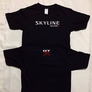 【ใหม่】เสื้อยืดผ้าฝ้าย เสื้อยืดพิมพ์ลายพรีเมี่ยม Nissan Skyline GTR (SKY1214B)