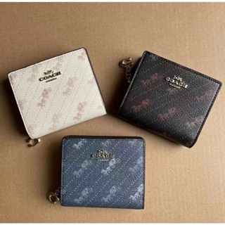 Snap Wallet With Horse And Carriage Dot Print C4104 กระเป๋าสตางค์ผู้หญิง COAC H กระเป๋าใส่เหรียญแบบพับ ที่ใส่บัตรสั้น