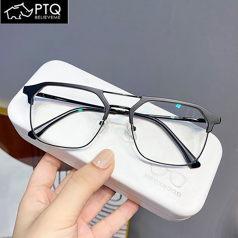 แว่นตาสายตาสั้น-สําหรับผู้ชาย-ป้องกันแสงสีฟ้า-แว่นตาแบน-สไตล์-ins-แว่นตาโฟโตโครมิก-ptq