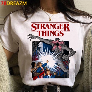 เสื้อยืด พิมพ์ลายกราฟฟิค Stranger Things สไตล์วินเทจ สําหรับผู้หญิงเสื้อยืดคอกลมแขนสั้น Unisex_01
