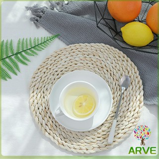 แผ่นรองหม้อสานจากต้น กก วัสดุธรรมชาติ ที่รองจาน รองแก้ว สานทรงกลม Corn husk woven placemat
