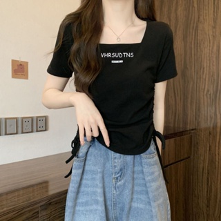 Classy .girl～แขนสั้น  คอเสื้อทรงสี่เหลี่ยมรูปภาพตัวอักษรแขนสั้น  เวอร์ชั่นเกาหลี มีสไตล์และเซ็กซี่แขนสั้น#DZ00664