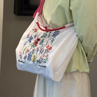 กระเป๋าสะพายไหล่ กระเป๋าช้อปปิ้ง ปักลายดอกไม้ น้ําหนักเบา เป็นมิตรกับสิ่งแวดล้อม แบบพกพา สไตล์ญี่ปุ่น 2023