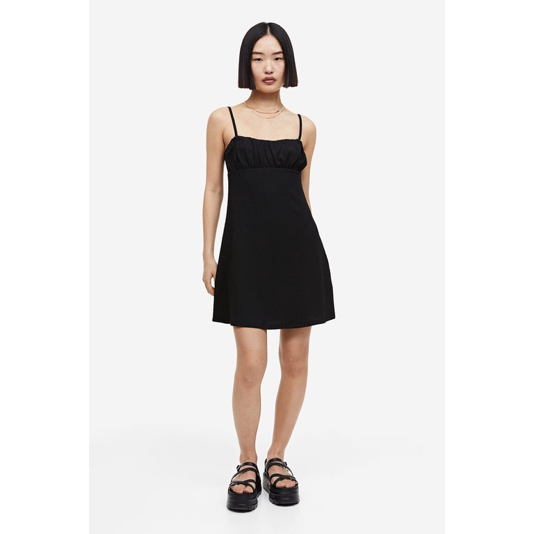 H&M Woman Crinkled jersey dress 1175808_4 Shopee Thailand