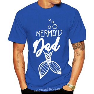 เสื้อยืดแขนสั้นMermaid Dad Graphic T-Shirt Hipster Stylish Casual Dad of the Birthday tee goth grunge mermaid aesthetic