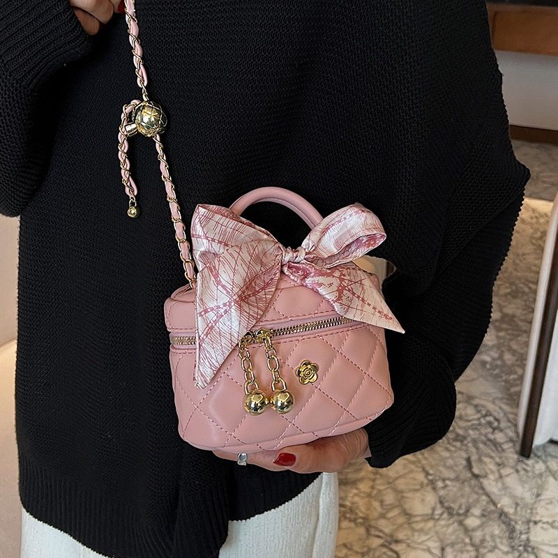 this-years-popular-bags-for-women-in-2023-the-new-little-fragrant-mouth-red-bag-small-square-bag-embroidered-chain-hand-held-shoulder-bag