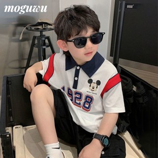 แขนสั้นแฟชั่นเด็กผู้ชาย    2023 ฤดูร้อนใหม่สไตล์เกาหลีเสื้อชั้นนอกบางหลวมผ้าฝ้ายพิมพ์ลายเสื้อยืดโปโล