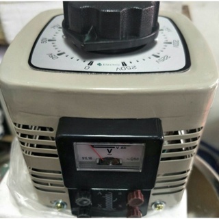 หม้อแปลงปรับแรงดันไฟฟ้าแบบแกนหมุน TDG2-0.5KVA=2A220VAC สินค้าใหม่พร้อมส่งสนใจค่าแอมป์เท่าไหร่ทักแชทได้