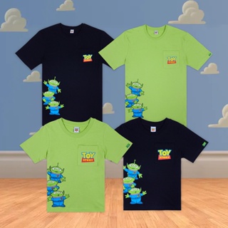Disney Toy Story Green Man Family Men Women Crop &amp; Kids T-Shirt -เสื้อยืดครอบครัวดิสนีย์ ทอย สตอรี่ เอเลี่ยน ผู้ชาย และเ