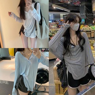 พร้อมส่ง ใหม่ เสื้อเเขนยาวเเฟชั้นใหม่ เนื้อผ้าดี ใส่ได้ทั้งคุณผู้หญิงเเละคุณผู้ชาย