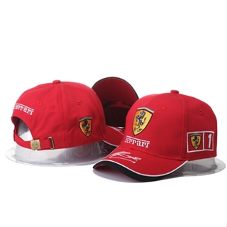 หมวกทีมแข่งขัน Formula 1 Ferrari