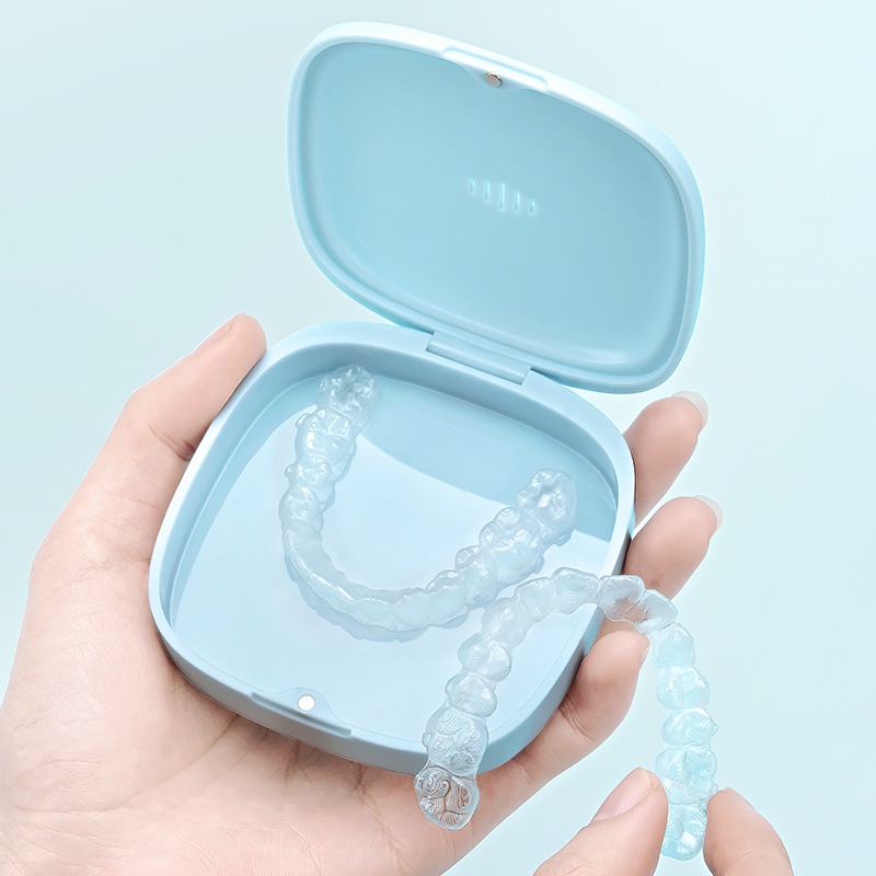 box-retainer-กล่องเก็บรีเทนเนอร์-กล่องเก็บที่จัดฟันใส-มีรูระบายอากาศ-รีเทนเนอร์ใส-sc9313