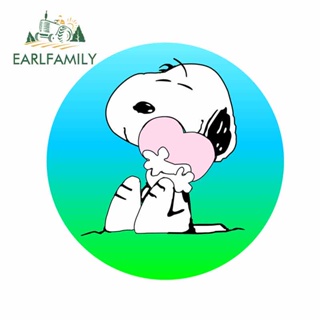Earlfamily สติกเกอร์ ลายกราฟฟิก Snoopy 13 ซม. x 12.9 ซม. สําหรับติดตกแต่งรถยนต์ สเก็ตบอร์ด หมวกกันน็อค