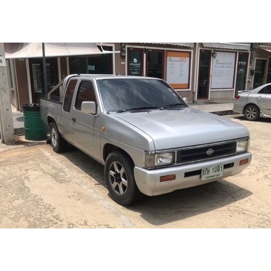 กระปุกพักน้ำหม้อน้ำ-nissan-big-m-d21-1986-1997-กระป๋องพักน้ำ-นิสสัน-บิ๊กเอ็ม-ที่พักน้ำ-กระปุกพักน้ำ-navara-bts