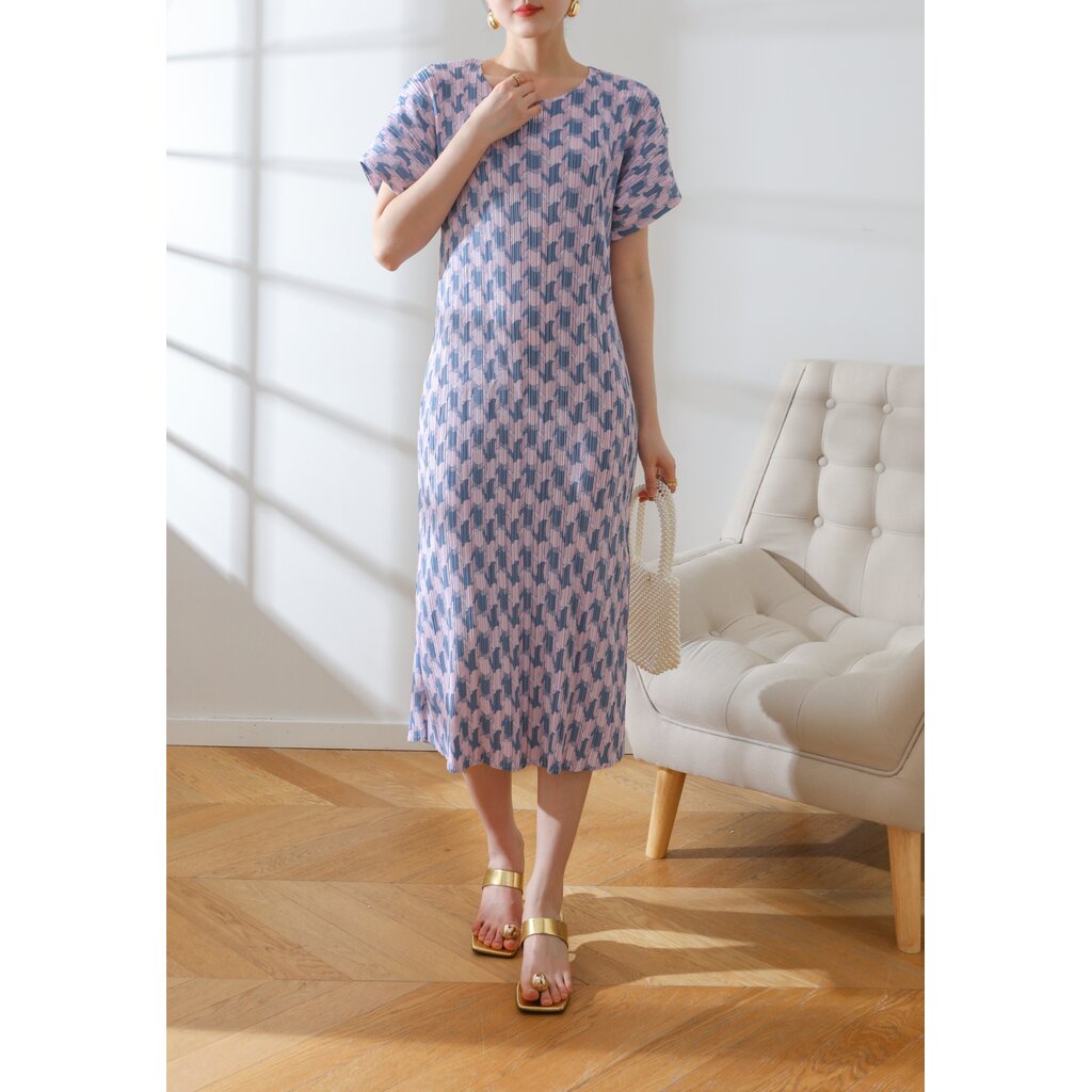 2muay-pleat-เดรสผู้หญิง-เดรสพลีทคุณภาพ-รุ่น-gjo3734-7สี-free-size-short-sleeve-printed-pleat-dress
